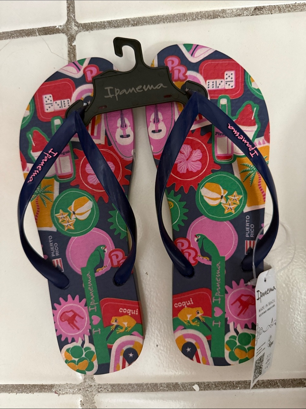 Ipanema Puerto Rico Special Edition Navy Strapped Tropical Graphic Flip Flops